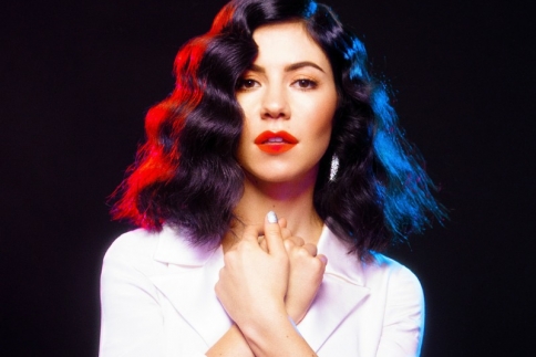 Marina and The Diamonds: To απόλυτο pop icon απόψε στην Αθήνα