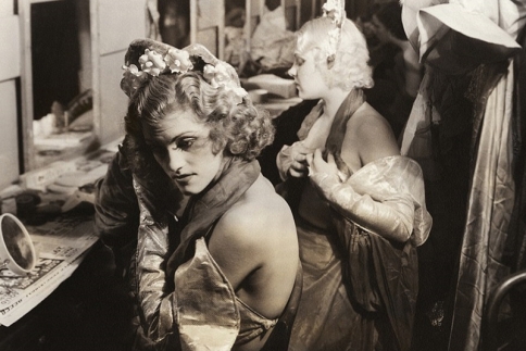 Τι γινόταν στα αυθεντικά burlesque shows του 1930;