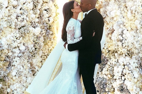 Η λίστα της Vogue με τα καλύτερα γαμήλια χτενίσματα όλων των εποχών (και η απουσία της Kim Kardashian)