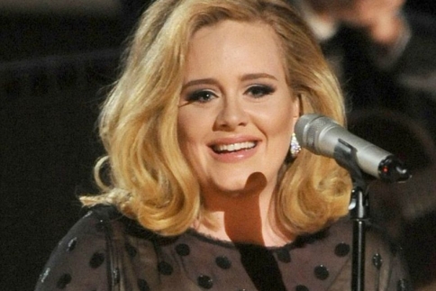 Adele: Τι απίστευτο έκανε για τον γιο της!