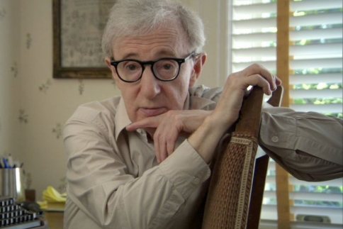 Woody Allen: Είναι κρίμα να μην μιλάμε για τον Πλάτωνα και να μιλάμε για την οικονομική κρίση