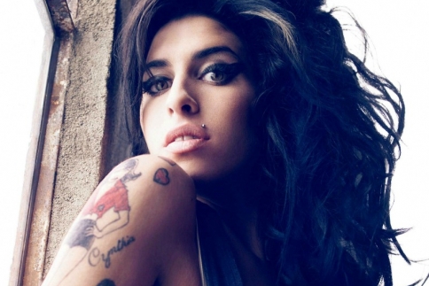 Amy Winehouse: Αυτό είναι το πρώτο trailer του ντοκιμαντέρ για τη ζωή της