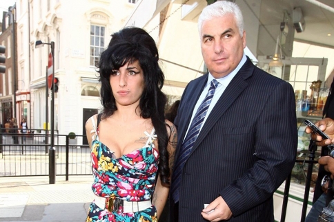 Έξαλλη η οικογένεια της Amy Winehouse με το ντοκιμαντέρ για τη ζωή της