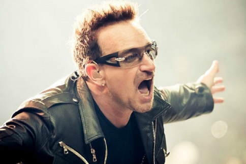 Ο Bono είναι large! Άφησε tips 150 δολαρίων για ένα σάντουιτς