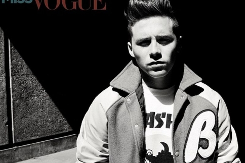 Brooklyn Beckham : Ποζάρει στο εξώφυλλο του Miss Vogue
