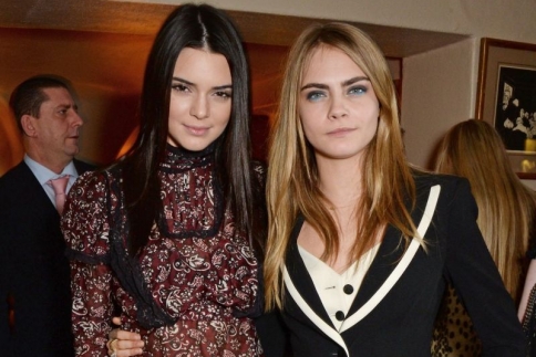Kendall In, Cara out; Η Jenner προ των πυλών της Chanel