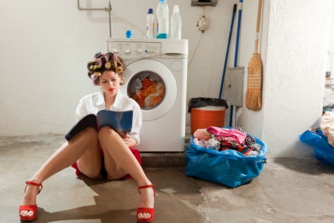 6 σοβαρά λάθη που δεν ξέρατε ότι κάνετε στο πλύσιμο ρούχων
