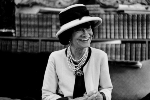 Coco Chanel : 18 φράσεις της διάσημης σχεδιάστριας που πρέπει να γνωρίζεις