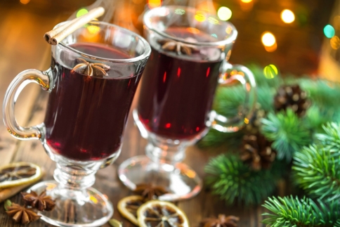 Christmas Mood: Το γιορτινό κοκτέιλ του Δημήτρη