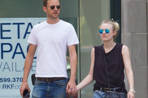 Dakota Fanning: Το αμόρε της μας αρέσει πολύ (ακόμα)