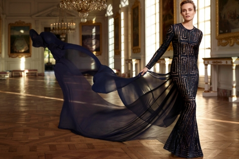 Diane Kruger: Η glamour φωτογράφισή της στο Ανάκτορο των Βερσαλλιών