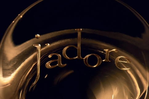 Καταπληκτικό: Τώρα μπορείς να δημιουργήσεις το δικό σου Dior Jadore! (video) 