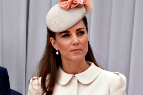 To παλάτι επιβεβαίωσε την εγκυμοσύνη της Kate Middleton