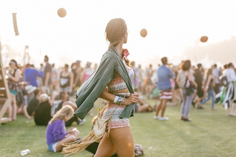 Τα H&M πάνε Coachella με μία μοναδική συλλογή για stylish κορίτσια