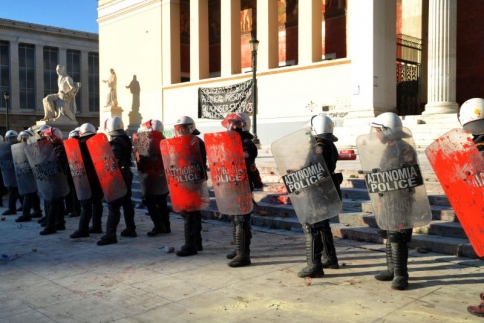 Τέλος η κατάληψη στο Πανεπιστήμιο! Έκανε έφοδο η Αστυνομία