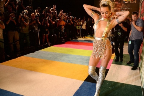 ΜΤV VMA’s: Σάρωσε η Taylor Swift – Όλοι οι νικητές της βραδιάς