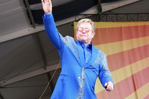 Elton John: Ο πατέρας μου ήταν ομοφοβικός