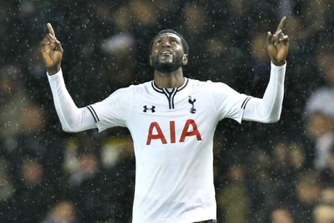 Ο Emmanuel Adebayor κατηγορεί τη μητέρα του για μαύρη μαγεία
