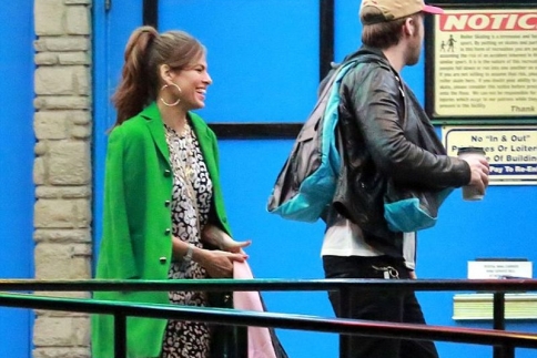 Eva Mendes- Ryan Gosling: Η πρώτη βόλτα με την κόρη τους