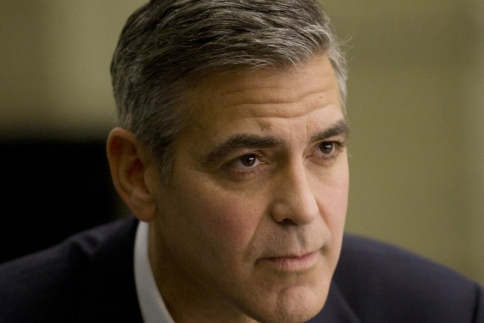 O George Clooney υπερασπίζεται την Sony και κατηγορεί τα Media για την απόσυρση του The Interview