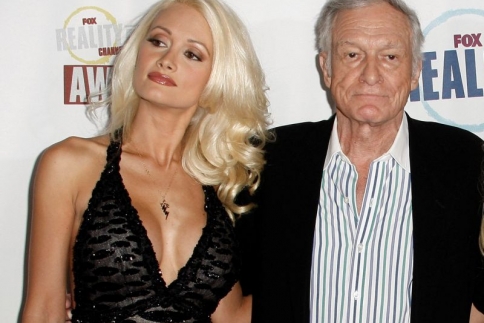 Holly Madison: Νέες αποκαλύψεις για το Playboy Mansion