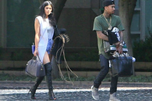 Kylie Jenner: Σε tour αστραπή με το σύντροφό της Tyga