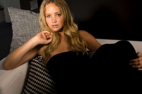 Ξέσπασε η Jennifer Lawrence: Είναι βιασμός, δεν είναι σκάνδαλο - Κεντρική Εικόνα