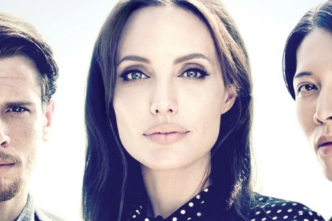 Υπέροχη η Angelina Jolie στο Variety! 