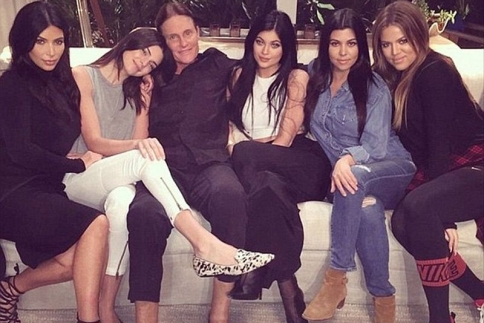 Kendal Jenner – Kylie Jenner: Τα συγκινητικά μηνύματα για τον πατέρα τους… Caitlyn!
