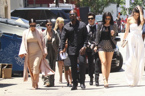 Kardashians: Σύσσωμη η οικογένεια στο θέατρο