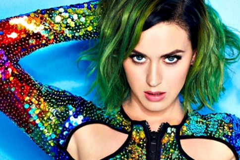 Katy Perry: Μου μίλησε ο Θεός λίγο πριν τραγουδήσω στο Super Bowl!