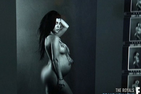 Kourtney Kardashian: Η γυμνή φωτογράφιση και η εγκυμοσύνη