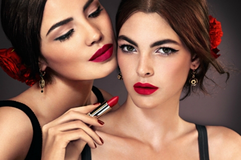 Dolce & Gabbana: Δες το backstage video από την νέα σειρά Matte Lipstick 