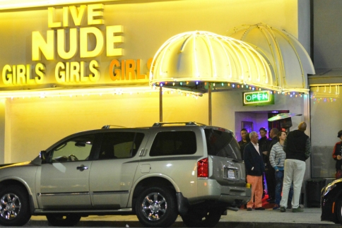 David Arquette: Και οι διάσημοι πάνε σε live strip club