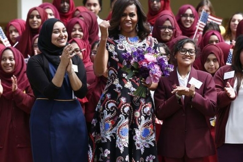 Michelle Obama: Φοράει Mary Katrantzou 