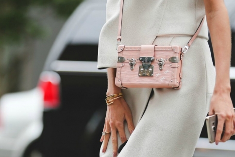  Handbag Trends: Οι 5 νέες τάσεις που θα δοκιμάσεις