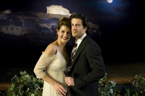 Nia Vardalos: Εύχομαι ο Θεός να ευλογήσει τους Έλληνες