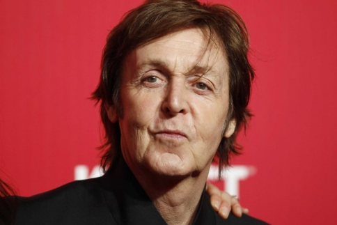 Paul McCartney: Ήμουν ερωτευμένος με την Βασίλισσα Ελισάβετ!