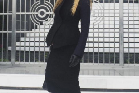Street style : Η Ελένη Πετρουλάκη μας εκπλήσσει και επιλέγει total black look