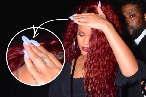 Βάψε και εσύ τα νύχια σου baby blue όπως η Rihanna (ρεπορτάζ αγοράς)