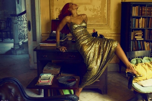 Rihanna: One Night Stands; Δύσκολο...