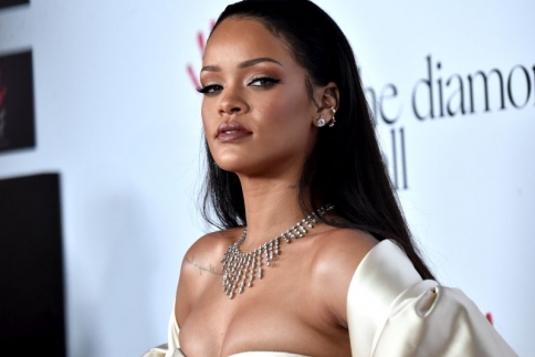 Rihanna : Σώθηκε από θαύμα στη Νίκαια!