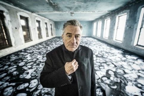 Εllis: Kυκλοφόρησε η ταινία μικρού μήκους του Robert DeNiro για τους μετανάστες με ελληνικούς υποτίτλους