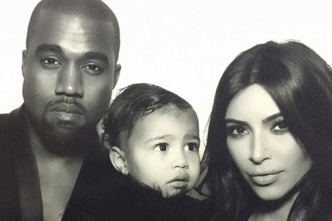 Η Kim Kardashian δεν χαμογελάει για να μην κάνει… ρυτίδες!