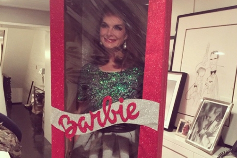 Η μεταμόρφωση της Brooke Shields σε Barbie πραγματικών διαστάσεων
