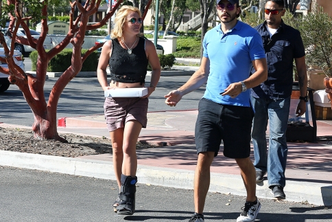 Britney Spears: Ξέχασε τον τραυματισμό της γιατί ερωτεύτηκε