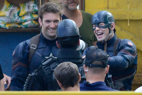  Chris Evans: Έχει κέφια στα γυρίσματα του Captain America 