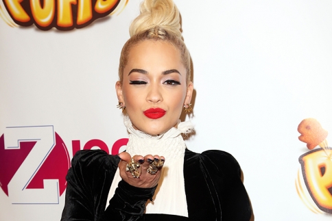 H topless φωτογραφία της Rita Ora στο Instagram λίγο πριν καλωσορίσουμε το 2015