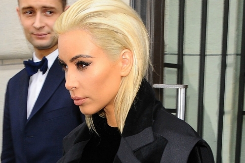 Kim Kardashian: Βάψ'τα και εσύ ξανθά (tips και προϊόντα)