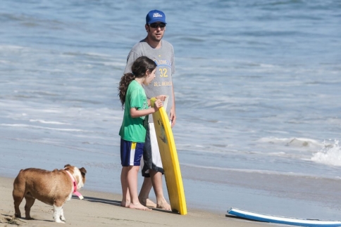 O Adam Sandler ξεκίνησε τις βουτιές